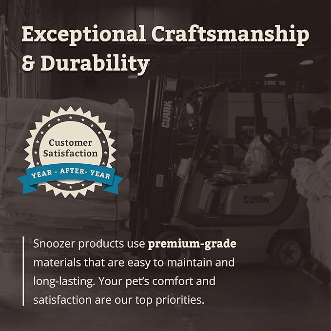 Snoozer Lookout I Car Seat - Dog Car Seats for Small Dogs, Puppy Booster Bed for Small Sized Pets up to 18 Lbs, Elevated, Washable - Size S, Black Quilted