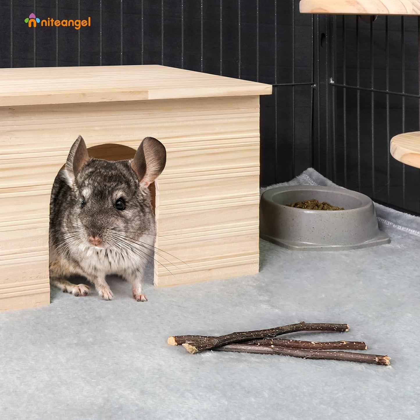 Niteangel Apple Sticks Natural Chew Toys for Rabbits, Chinchilla, Guinea Pigs, Hamsters and Other Small Animals (Apple Twig)