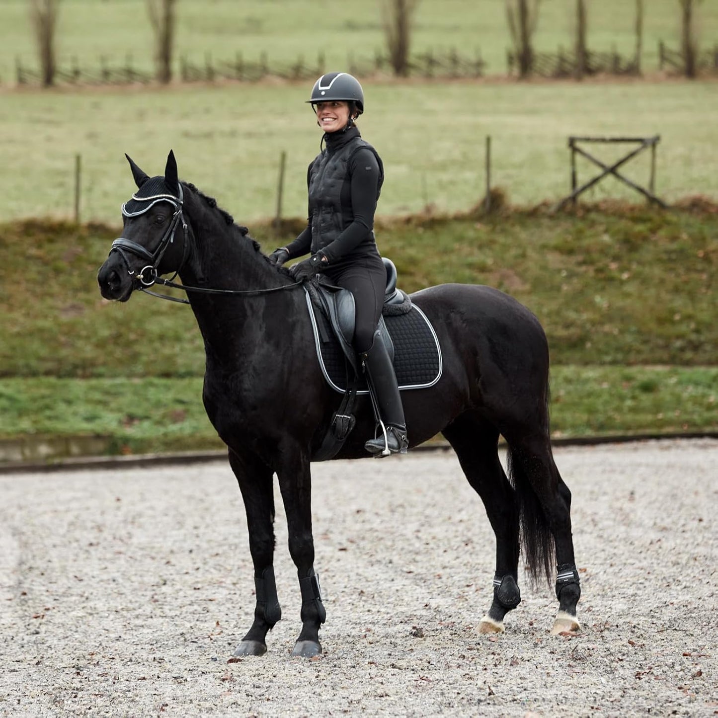 HORZE Adepto Padded All Purpose Quilted Equestrian Saddle Pad for Horses with Two-Tone Trim
