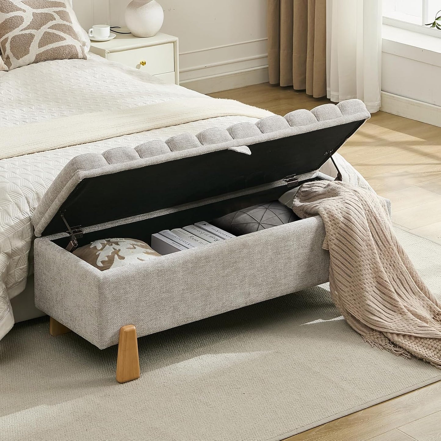 Storage Ottoman Bench, Bedroom Storage Bench Foot Rest with Legs, 17.1 x 48.6 x 18.5 Inches, End of Bed Bench, Load up to 500 lb, for Living Room, Bedroom, Entryway, Light Gray
